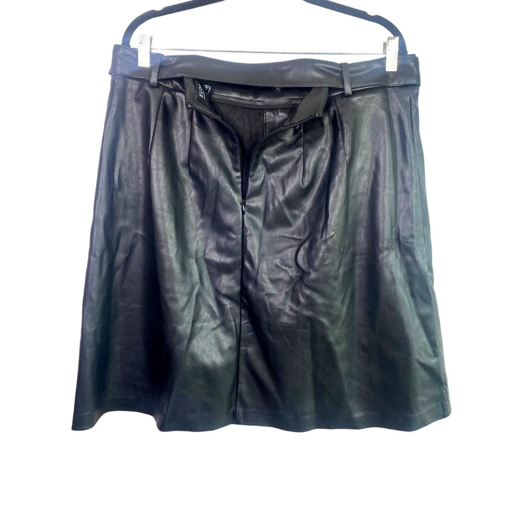 NWT Eloquii Faux Leather A Line Moto Skirt Faux Button Down Tie Belt 14 Black - Picture 5 of 12